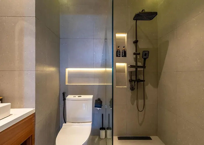 アパート 1br Stylish Loft Near Airport