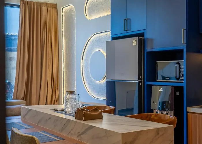 アパート 1br Stylish Loft Near Airport Pesanggaran