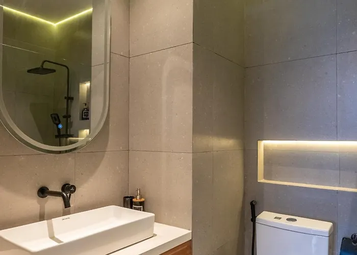 1br Stylish Loft Near Airport * Pesanggaran
